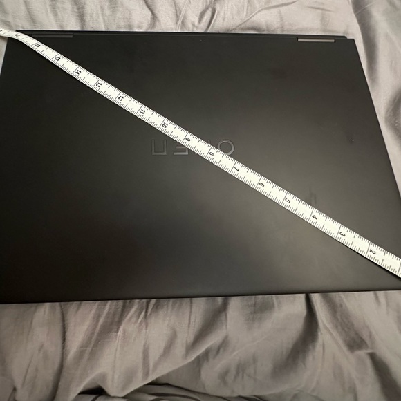 Kenneth Cole Messenger Bag- Gunmetal Gray - Picture 5 of 10